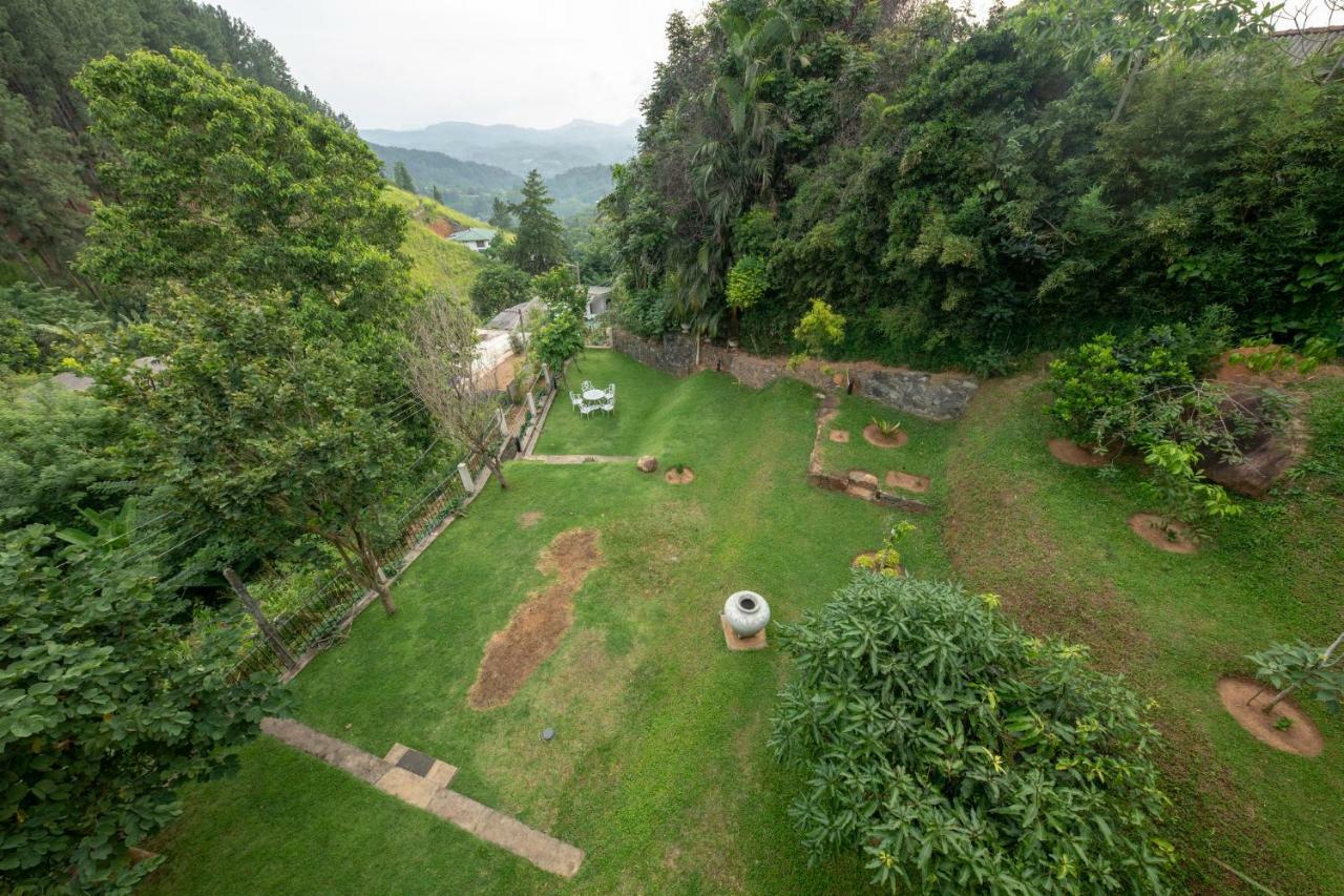 Melheim Kandy Villas Екстер'єр фото