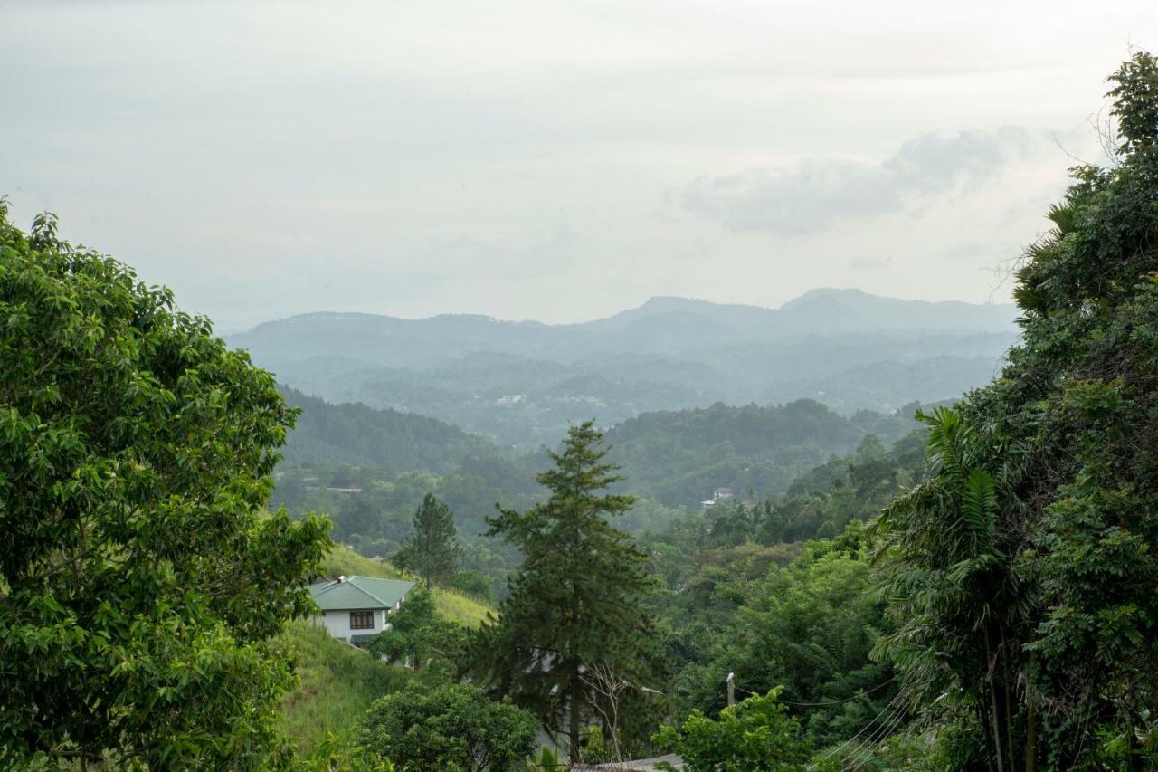 Melheim Kandy Villas Екстер'єр фото