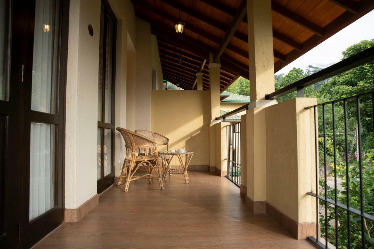 Melheim Kandy Villas Екстер'єр фото