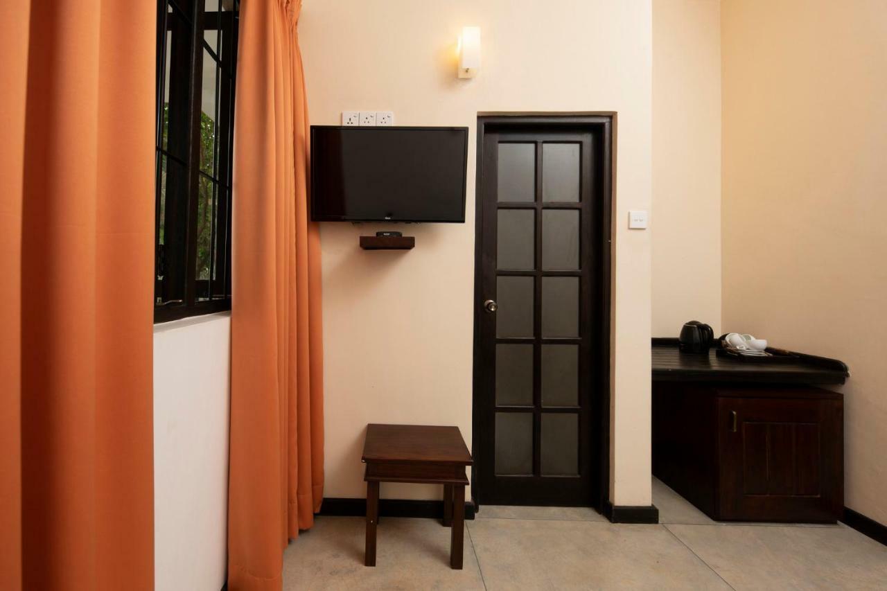 Melheim Kandy Villas Екстер'єр фото